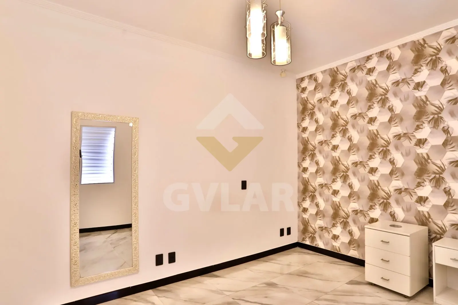 SOBRADO NA MOOCA - ÓTIMA LOCALIZAÇÃO - VENDA E LOCAÇÃO